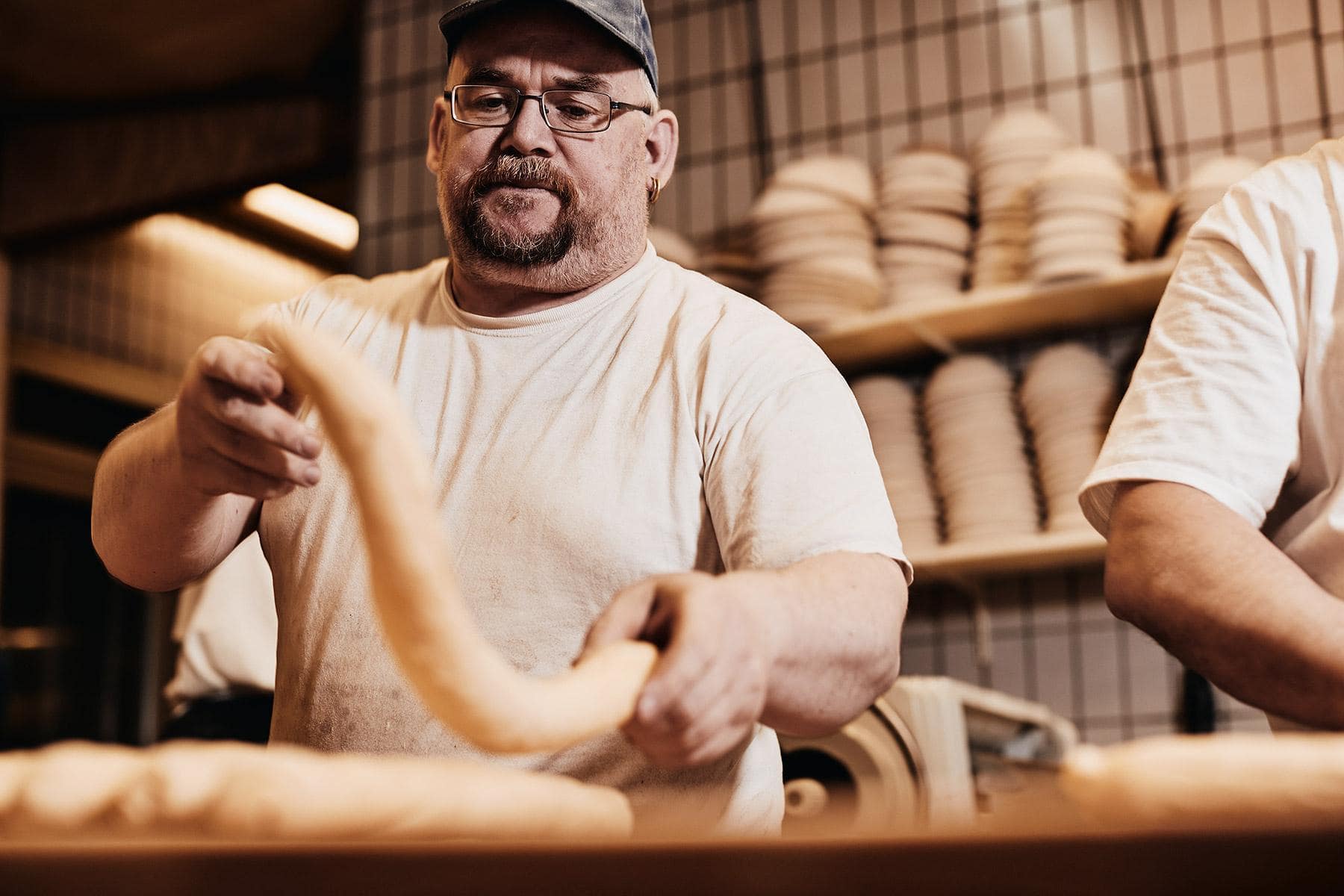 Brotherstellung, Brot, Handwerk, Backwerk, Bäckerei, Pfeifle, Andreas Gerhardt, Nacht