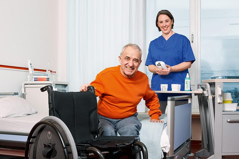 Trivida Barrierefreiheit Rollstuhl Rad Fotgraf Freiburg Testimonial Herzzentrum Bad Krozingen Lifestyle Andreas Gerhardt Poeoplefotografie