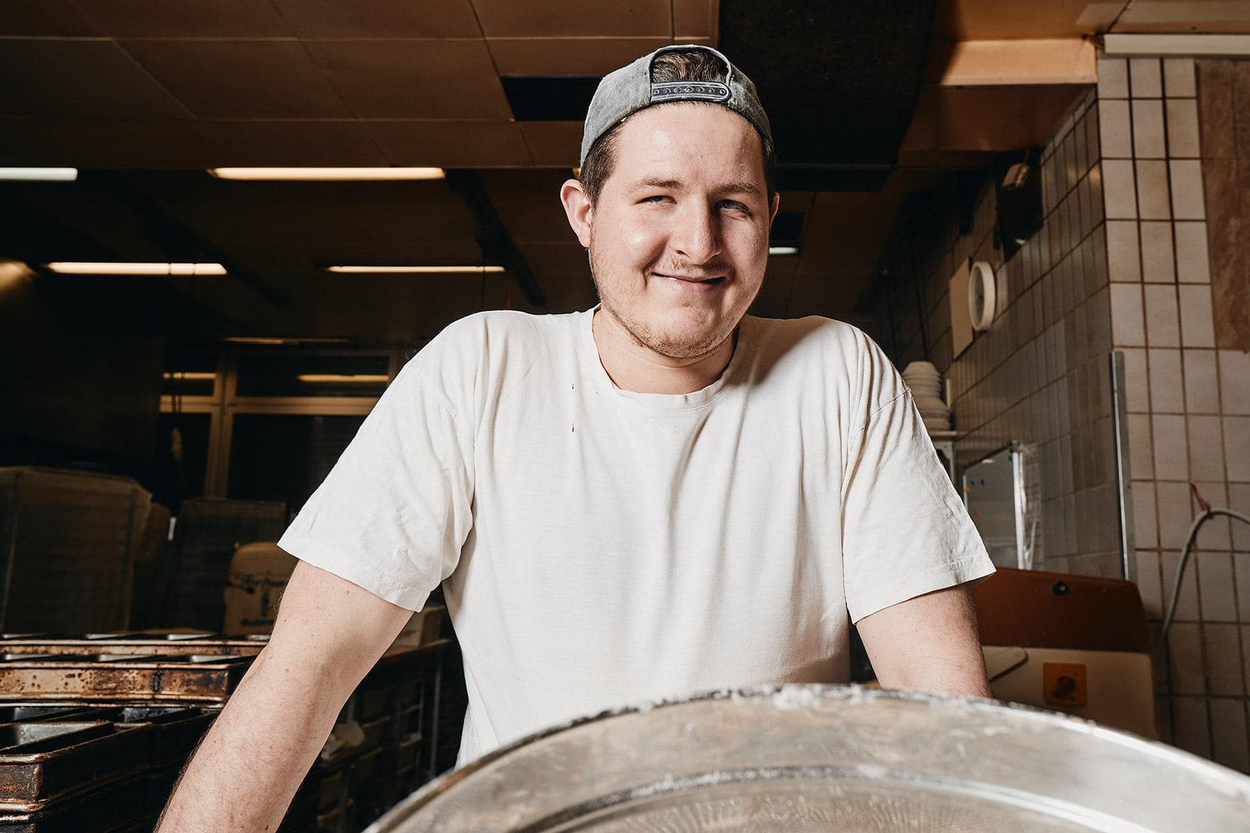 Brotherstellung, Brot, Handwerk, Backwerk, Bäckerei, Pfeifle, Andreas Gerhardt, Nacht