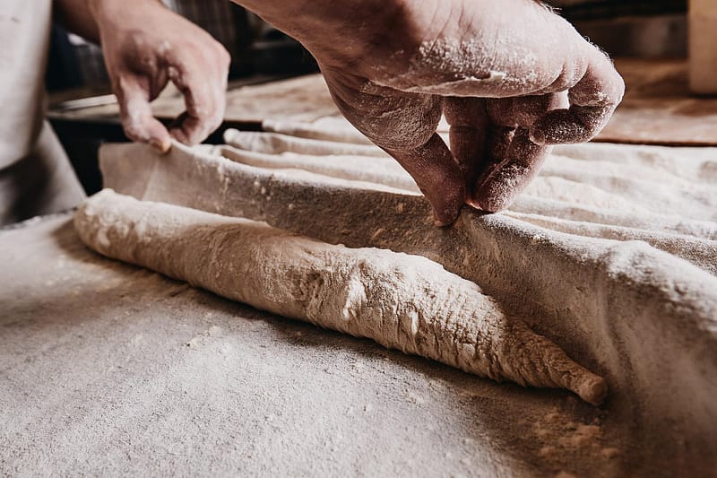 Brotherstellung, Brot, Handwerk, Backwerk, Bäckerei, Pfeifle, Andreas Gerhardt, Nacht